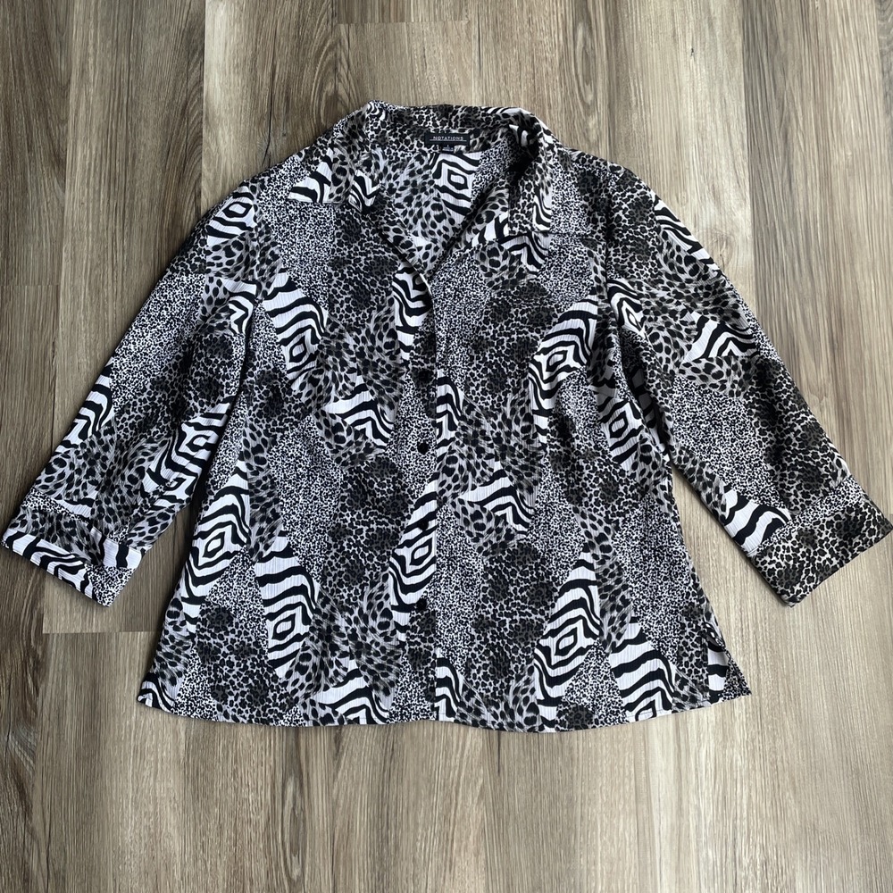 Y2K Notations Women's L‎ Button Up Blouse Black & White Patchwork Animal Print